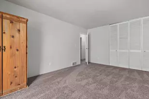 906 Georgia St, Oshkosh, WI 54902 - Photo 11