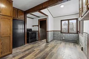 342 E 9th St, Fond du Lac, WI 54935 - Photo 7