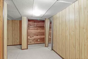 453 Clifden Dr, Madison, WI 53711 - Photo 35