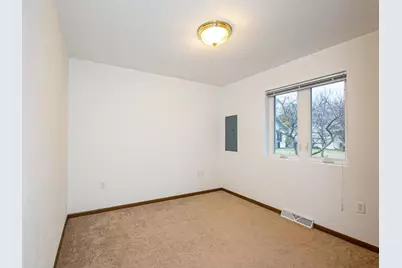 1871 Natures Way, Menasha, WI 54952 - Photo 15