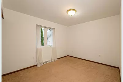 1871 Natures Way, Menasha, WI 54952 - Photo 13