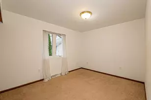 1871 Nature's Way, Menasha, WI 54952 - Photo 13