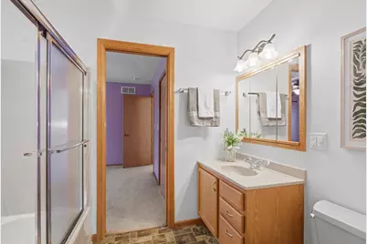 1325 S Westhaven Drive, Oshkosh, WI 54904 - Photo 45