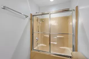 1325 S Westhaven Dr, Oshkosh, WI 54904 - Photo 39