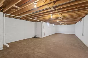 1325 S Westhaven Dr, Oshkosh, WI 54904 - Photo 47