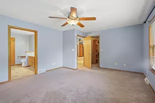 1325 S Westhaven Dr, Oshkosh, WI 54904 - Photo 29