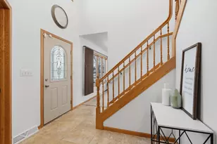 1325 S Westhaven Dr, Oshkosh, WI 54904 - Photo 5