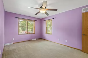 1325 S Westhaven Dr, Oshkosh, WI 54904 - Photo 43