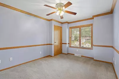 1325 S Westhaven Drive, Oshkosh, WI 54904 - Photo 27