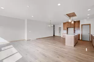 726 Tambour Ct, De Pere, WI 54115 - Photo 21