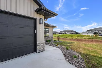 726 Tambour Court, De Pere, WI 54115 - Photo 5