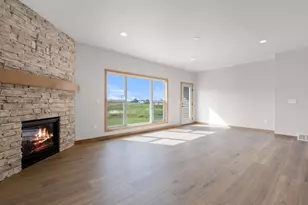 726 Tambour Ct, De Pere, WI 54115 - Photo 23