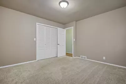 204 Hayes Street, Kaukauna, WI 54130 - Photo 27