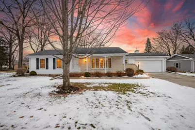 204 Hayes Street, Kaukauna, WI 54130 - Photo 1