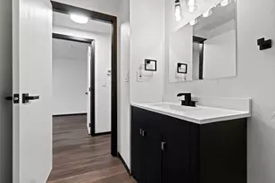 409 Easy St, Green Bay, WI 54311 - Photo 19