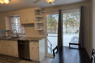 464 Cottage Grove Ave, Ashwaubenon, WI 54304 - Photo 15