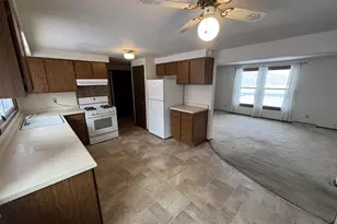 106 W Baehr St, Cecil, WI 54111 - Photo 7