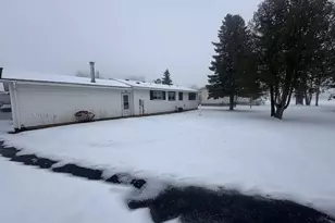 106 W Baehr St, Cecil, WI 54111 - Photo 3