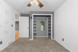 2766 Aquarius Rd, Green Bay, WI 54311 - Photo 21