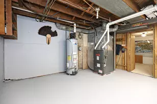 1910 N Lawe St, Appleton, WI 54911 - Photo 35