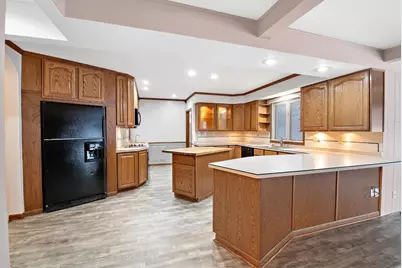 1076 Ernst Drive, Green Bay, WI 54304 - Photo 17