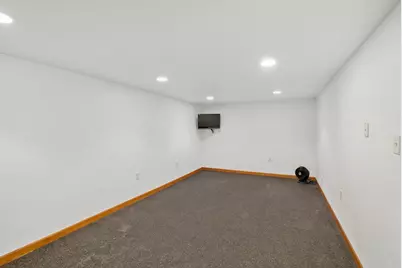 1076 Ernst Drive, Green Bay, WI 54304 - Photo 49