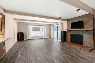 1076 Ernst Drive, Green Bay, WI 54304 - Photo 13