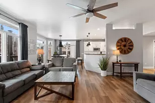 1228 Gail Dr, Green Bay, WI 54311 - Photo 7