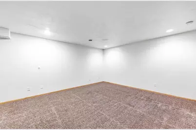 1968 Trenton Lane, Suamico, WI 54313 - Photo 17