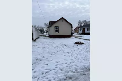 705 W North Water Street, New London, WI 54981 - Photo 27