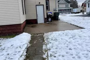 705 W North Water St, New London, WI 54981 - Photo 29