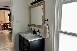 705 W North Water St, New London, WI 54981 - Photo 15