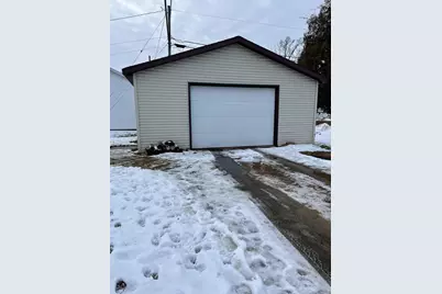 705 W North Water Street, New London, WI 54981 - Photo 27