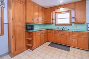 1021 Navarino St, Algoma, WI 54201 - Photo 13