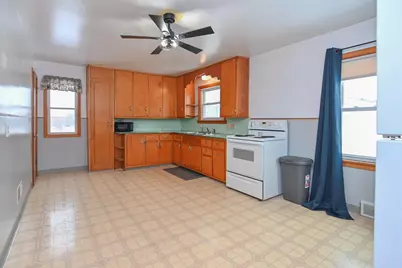 1021 Navarino Street, Algoma, WI 54201 - Photo 11