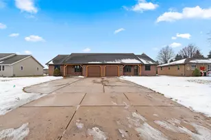 2774 Finger Rd, Green Bay, WI 54311 - Photo 5