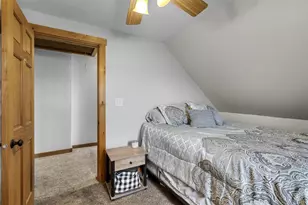 5637 Town Hall Dr, Pulaski, WI 54162 - Photo 23