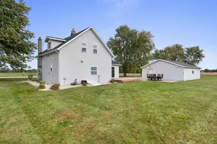 5637 Town Hall Dr, Pulaski, WI 54162 - Photo 33