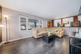 407 E Calumet St, Appleton, WI 54915 - Photo 3