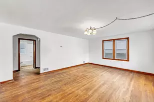 1243 Berner St, Green Bay, WI 54302 - Photo 3