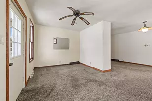 655 Gilmore St, Marinette, WI 54143 - Photo 7