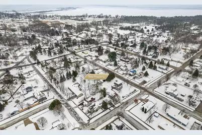 655 Gilmore Street, Marinette, WI 54143 - Photo 29