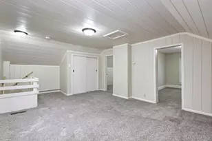 904 W 8th Ave, Oshkosh, WI 54902 - Photo 11