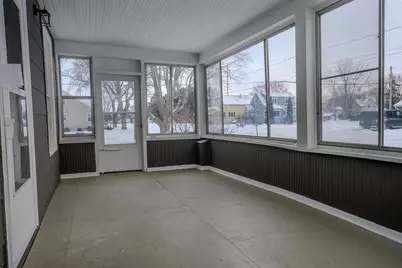 904 W 8th Avenue, Oshkosh, WI 54902 - Photo 21