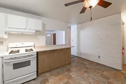 1235 E Sylvan Avenue, Appleton, WI 54915 - Photo 9