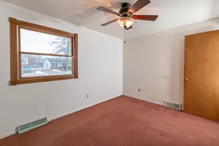 1235 E Sylvan Ave, Appleton, WI 54915 - Photo 17