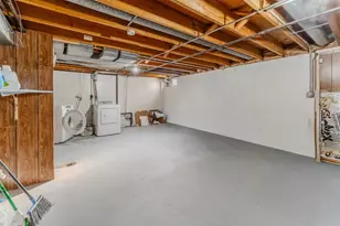 1422 W 2nd Ave, Oshkosh, WI 54902 - Photo 15