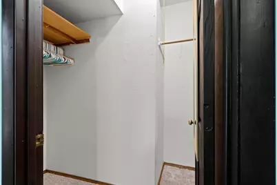 821 School Place, Green Bay, WI 54303 - Photo 17