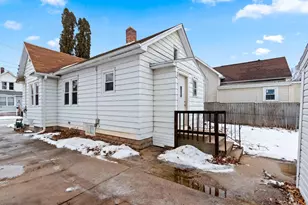 821 School Pl, Green Bay, WI 54303 - Photo 25