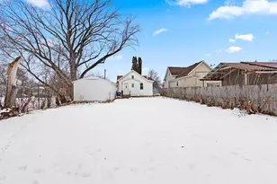 821 School Pl, Green Bay, WI 54303 - Photo 27